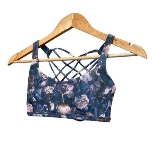 Lululemon Wild Frosted Rose Free To Be Bra Size 4 - Picture 1 of 5